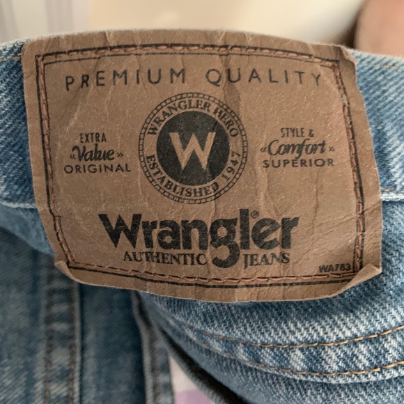 WRANGLER Purple Checkered Pockets Relaxed Shorts - Picture 6 of 7